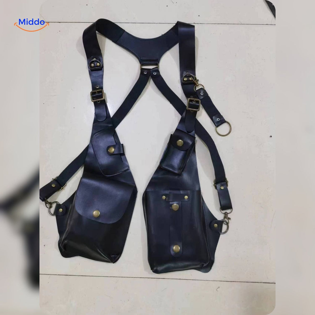 Steampunk Tote schwarze Leder Tasche im Studio www.middo.de