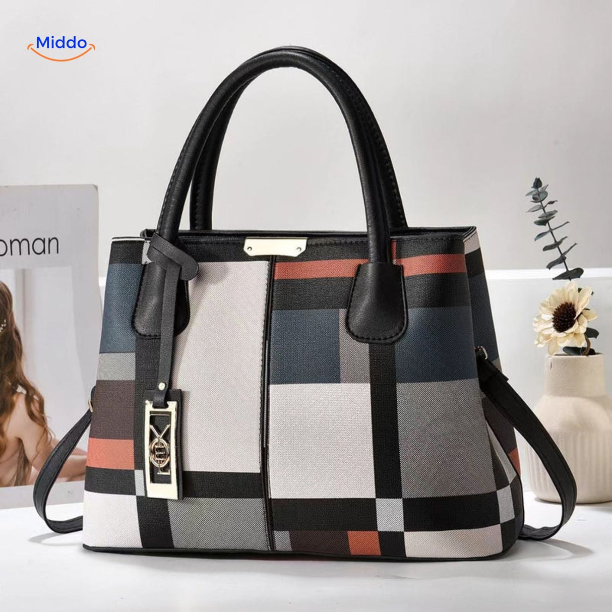 VivaLuxe Tote stilvolle Handtasche mit unterstützenden Riemen und Pompon www.middo.de