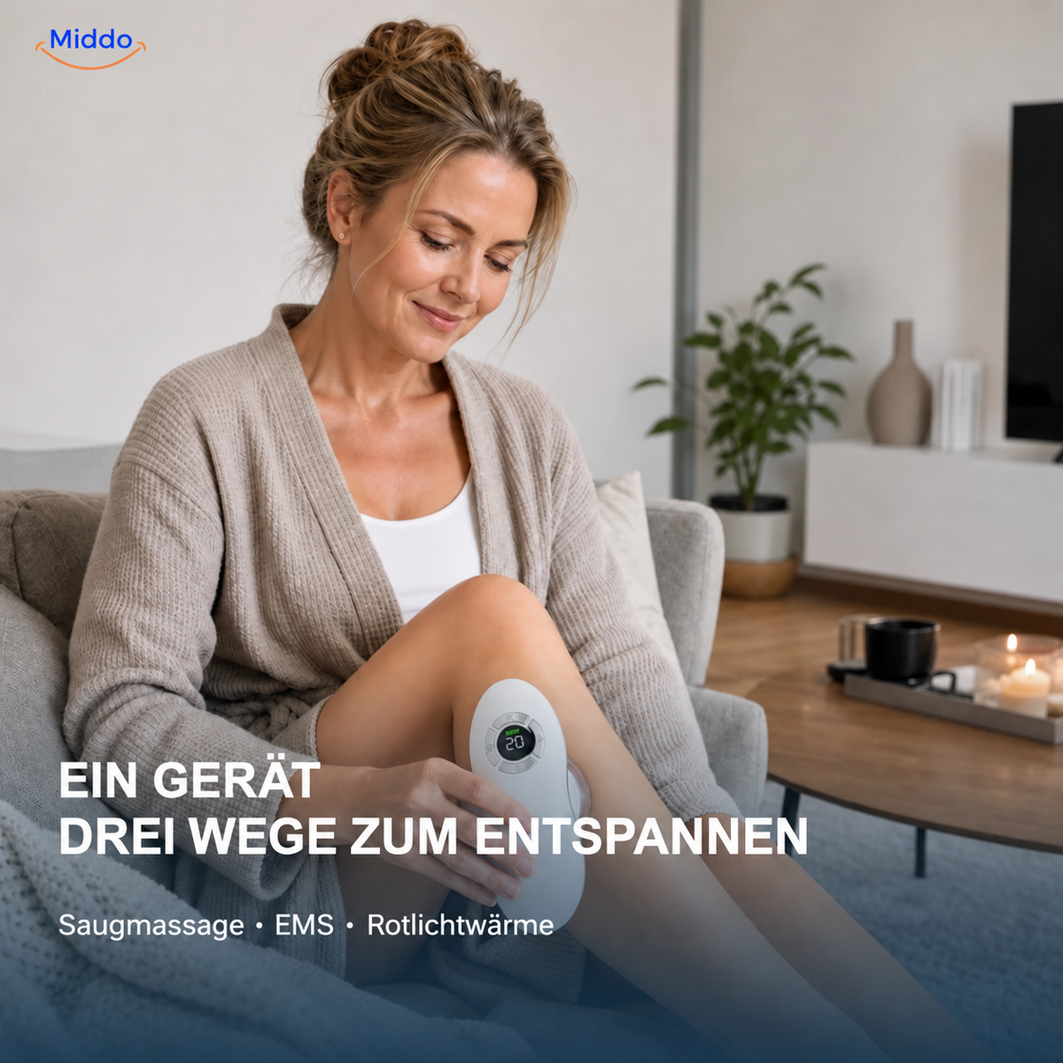 TrioGlow Massagegerät mit Saugfunktion: Frau beim Anwenden des weißen Geräts am Bein.