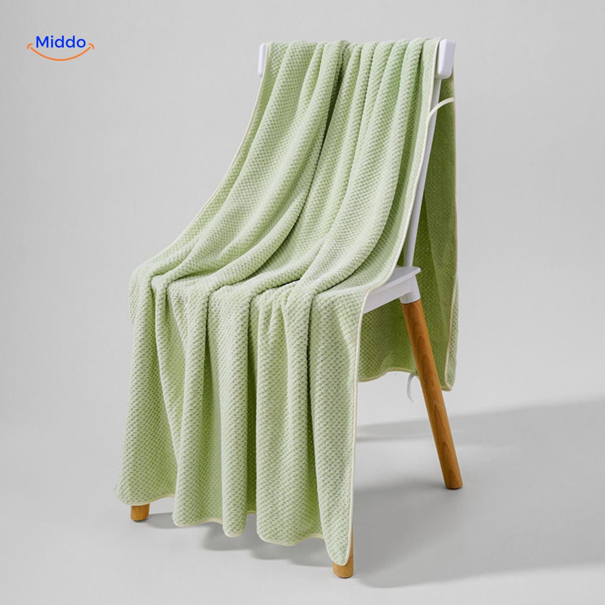 Überraschung für den Herbst: Das Pineapplegrid Handtuch Dieses schnell trocknende und absorbierende Handtuch ist das perfekte Geschenk für die kalte Jahreszeit. Es kombiniert Funktionalität mit einem trendigen Design und ist ideal für jeden Anlass. Schnell trocknend Hochgradig absorbierend Perfekt als Geschenk Bestellen Sie jetzt und genießen Sie die Vorteile!