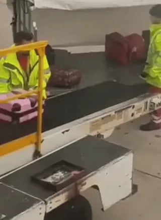 VacuPro Pack Gepäckverarbeitung am Flughafen nachhaltiger Reisrucksack