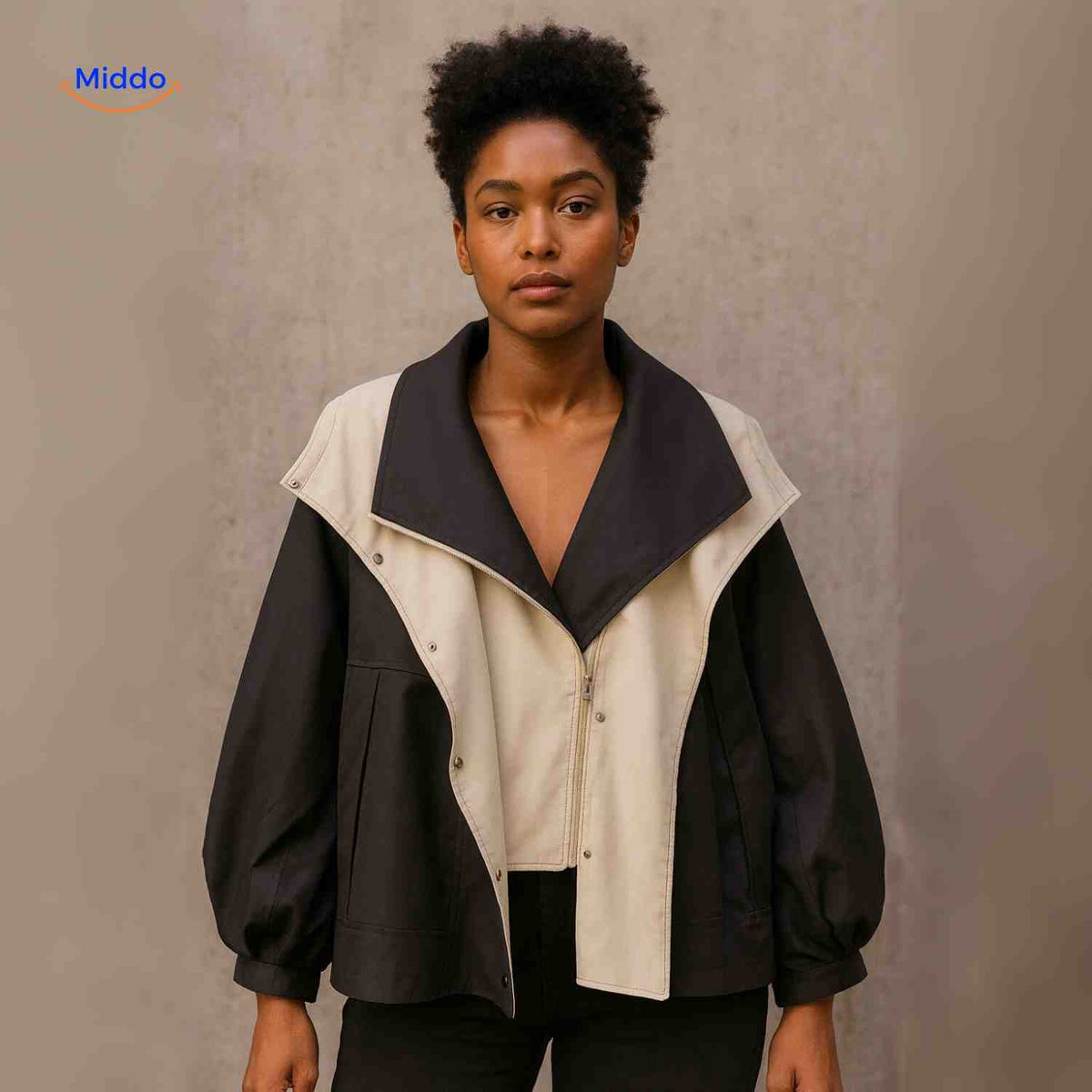 AquaShell Jacke schwarz mit cremefarbenem Kragen Damenjacke