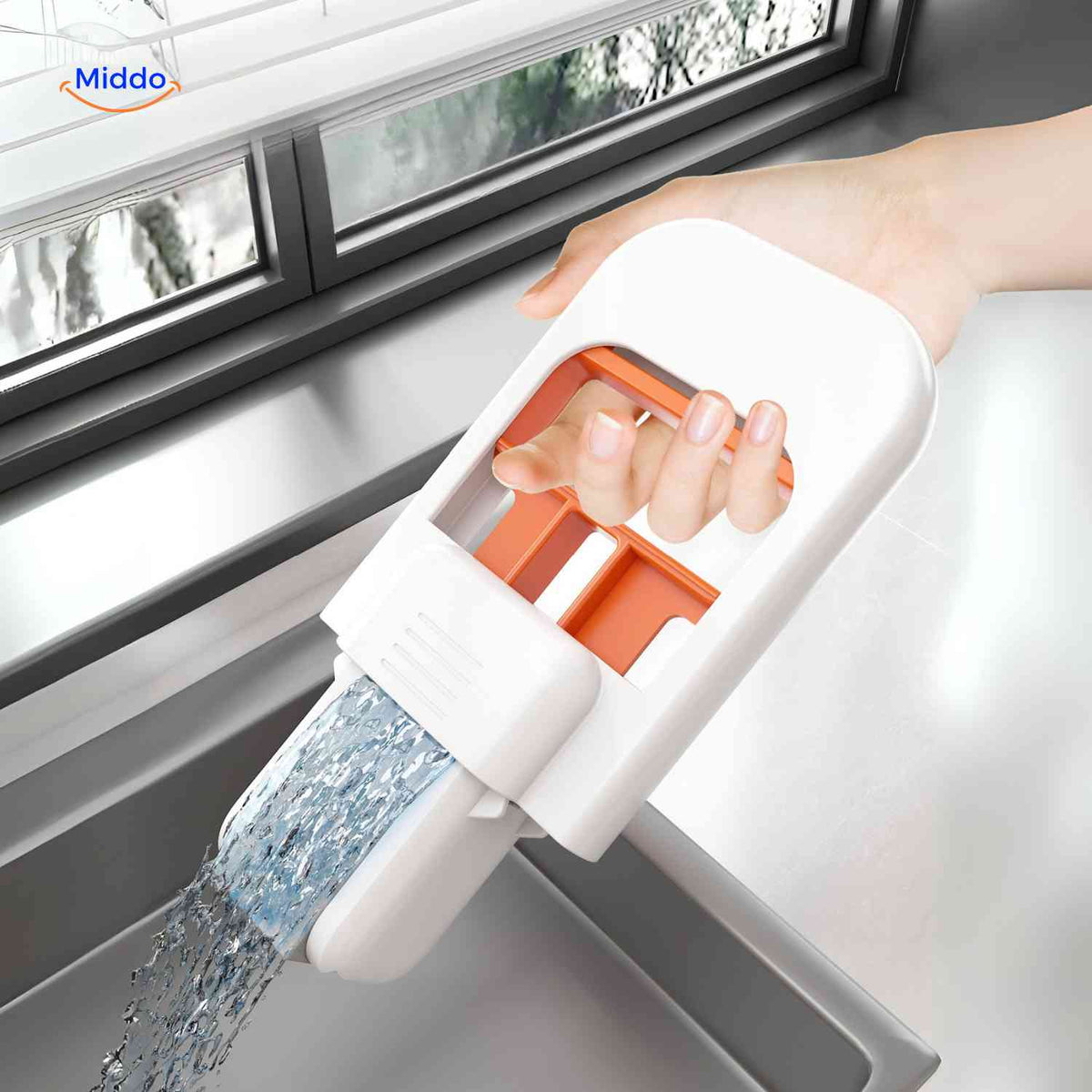 Cleanzy Mop mit Wasserstrom-Funktion - www.middo.de