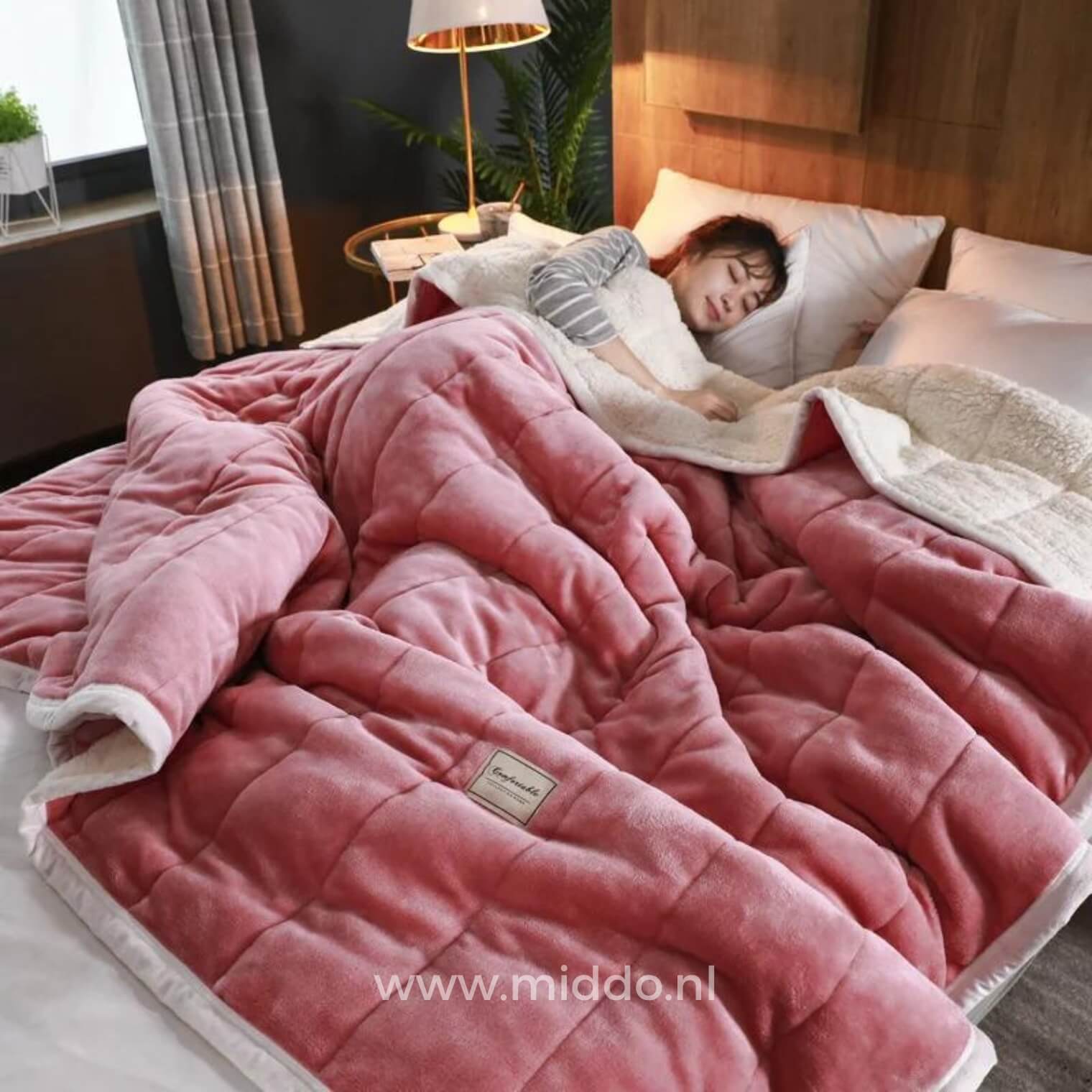 CozyFleece™ Plüsch-Decke | Warm und Gemütlich für Herbst und Winter
