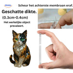 CrystalPaws Adventskalender hyphenated Adventskalender Geschenk in der Hand