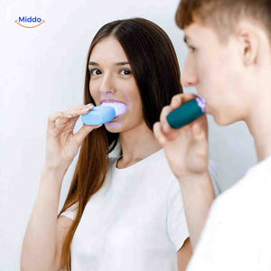 Dentora Zahnbürste – freihändiges Zähneputzen mit blauer Lichttechnologie. Besuchen Sie uns auf www.middo.de!