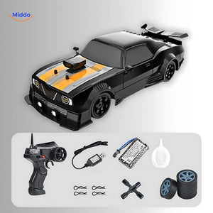 DriftMaster GTR schwarz mit gelbem Drift-Auto und Zubehör