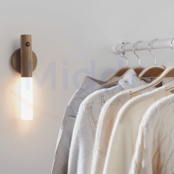 FlexiLight Sensor LED Lampe für die Beleuchtung im Kleiderschrank