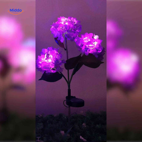 Florora Laterne lila Hortensie mit drei Zweigen - Gartenlampe. Entdecken Sie jetzt die stilvolle Beleuchtung für Ihren Garten auf www.middo.de!