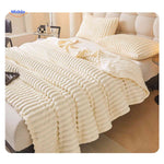 Fluffina Kuscheldecke Luxus-Plüsch Bettset - www.middo.de
