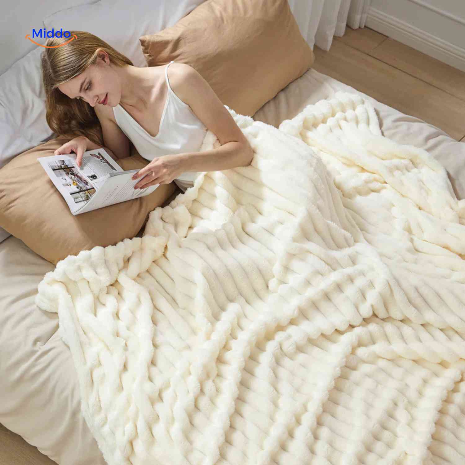 Fluffina Kuscheldecke – Luxus-Plüschdecke | www.middo.de
