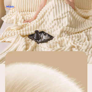 Fluffina warme Plüschdecke fürs Schlafzimmer
