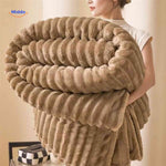 Fluffina Decke – weiche Winterplüschdecke | www.middo.de