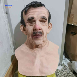 Gerontix Latex-Maske alter Mann mit Schnurrbart – www.middo.de