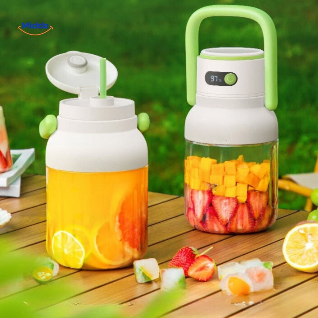 JuiceX Mixer mit Obst für frische Getränke www.middo.de