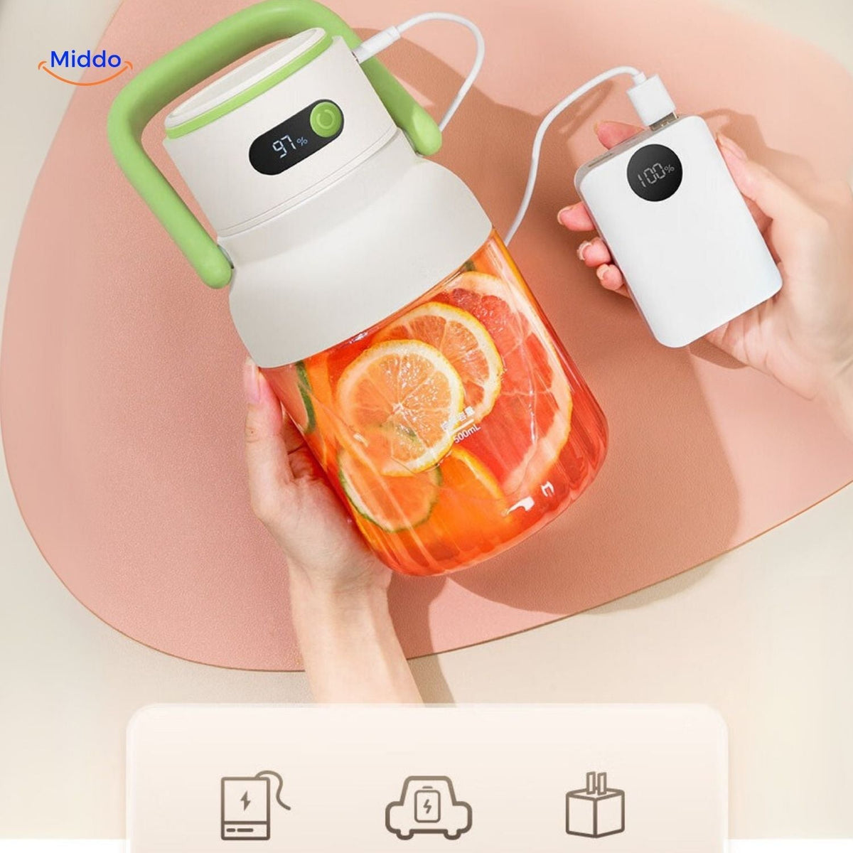 JuiceX tragbarer Mixer mit wiederaufladbarem Akku und Saft www.middo.de