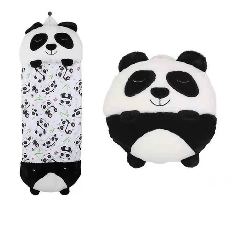 Kuschelschlafsack im Pandadesign für Kinder auf weißem Hintergrund