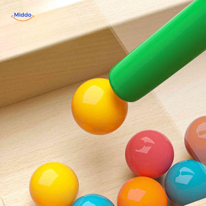 MagnoMaze – Magnetische Kugeln im Nahaufnahme – Pädagogisches Holzspielzeug www.middo.de