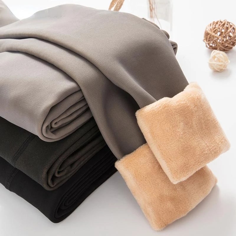 Gefaltete Fleece-Strumpfhosen in verschiedenen Farben
