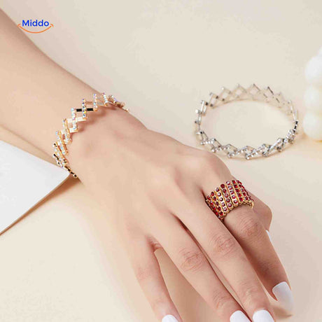 Morphix Ring Armband und Ring in Gold mit Strass - www.middo.de