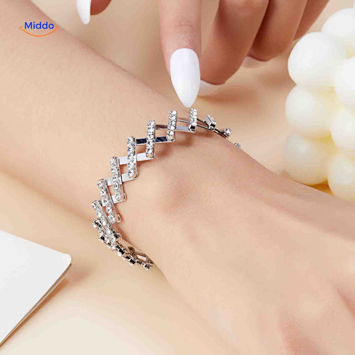Morphix Ring Goldarmband mit weißen Strass - www.middo.de