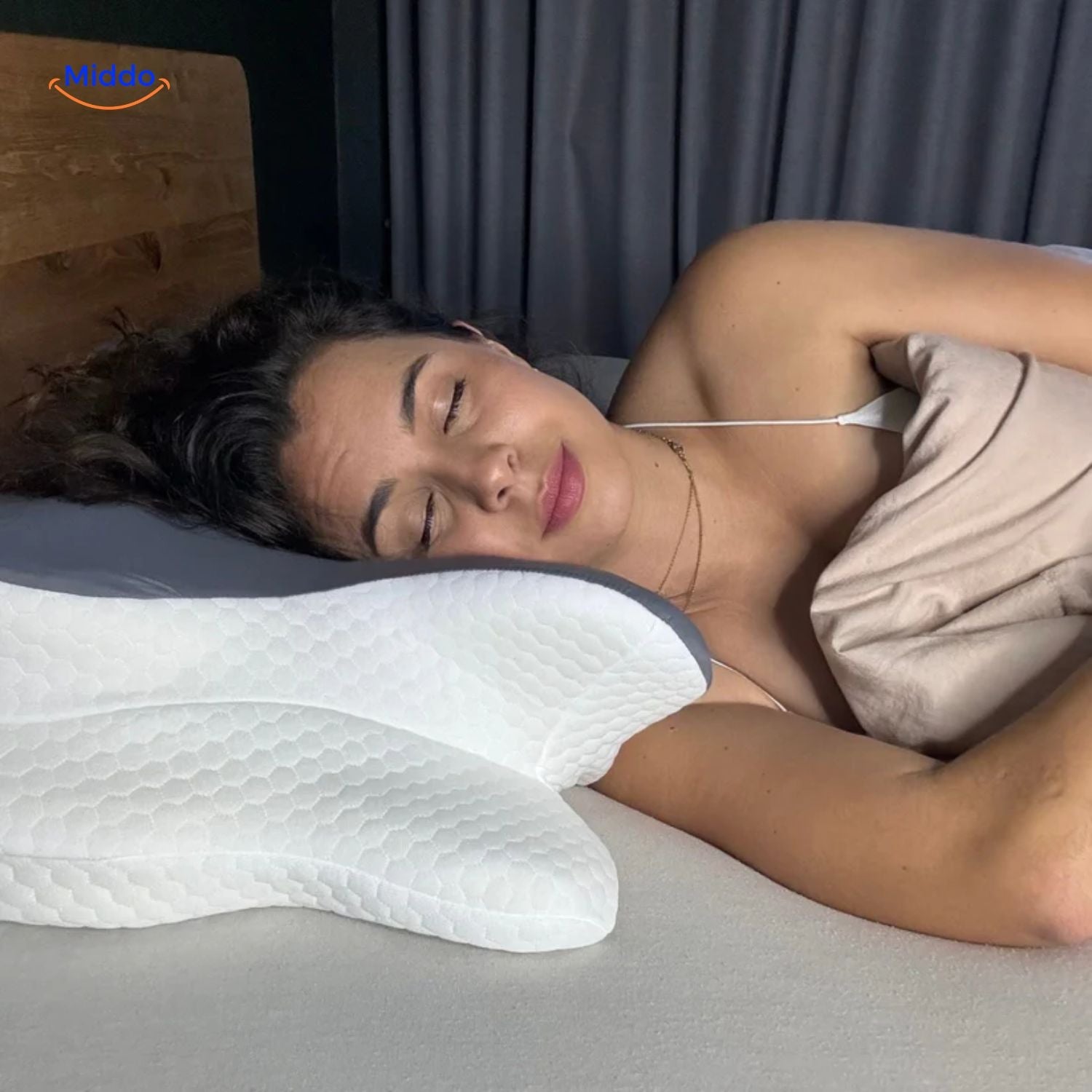 NeckRest Kissen für Frauen mit Kissen für Bauchlage www.middo.nl