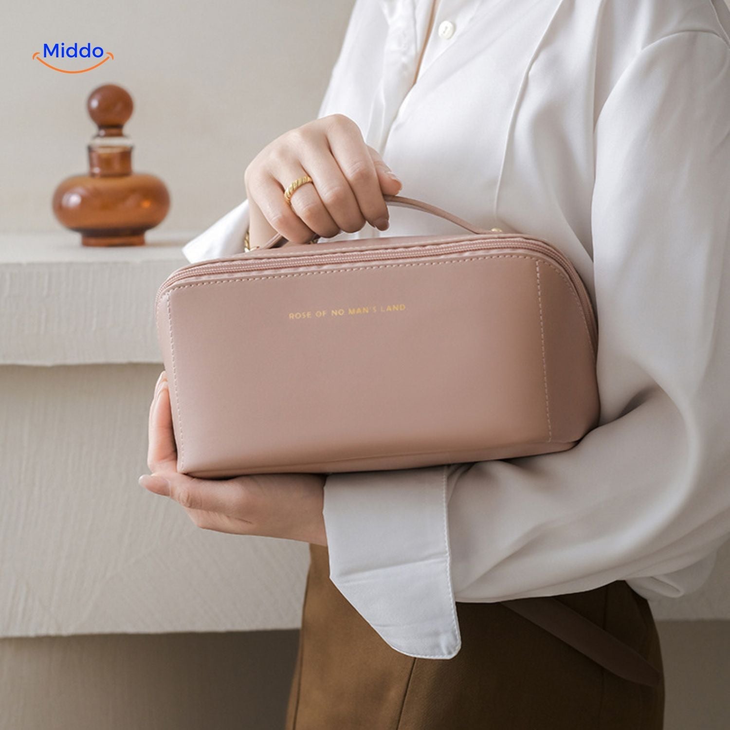 PillowPro Reisetasche tragbare Make-up Tasche hellrosa www.middo.de