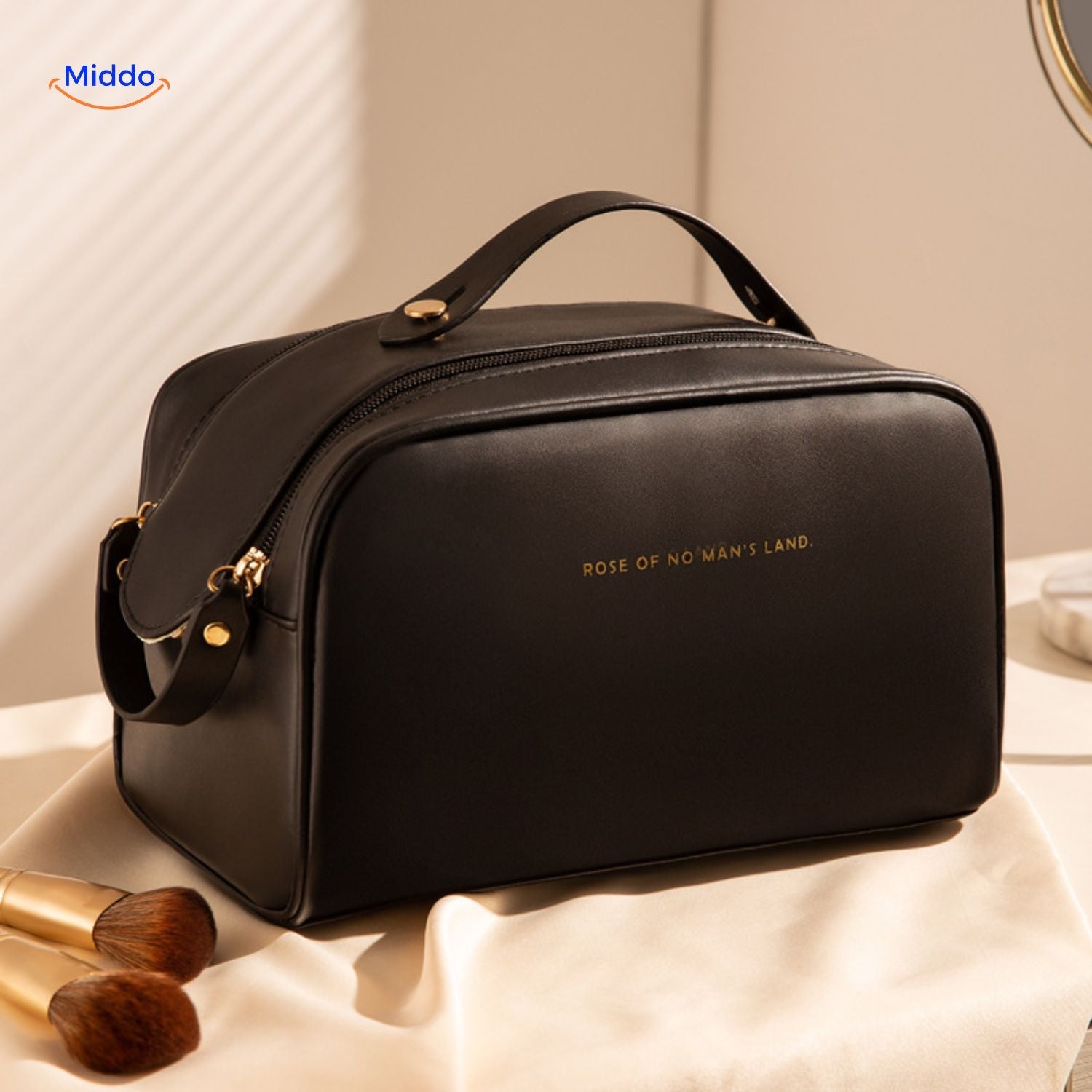 PillowPro Reisetasche Schwarz mit goldenen Akzenten www.middo.de