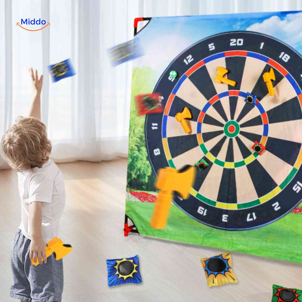 PlaySquare Golfset für Kinder – Wurfspiel Dartboard mit Bällen und Äxten. Besuchen Sie uns auf www.middo.de
