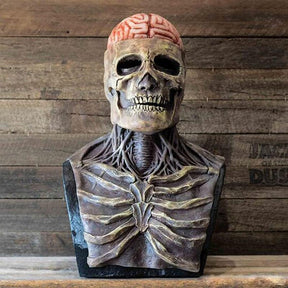 Realistisches Halloween-Kostüm mit Schädel und Gehirn