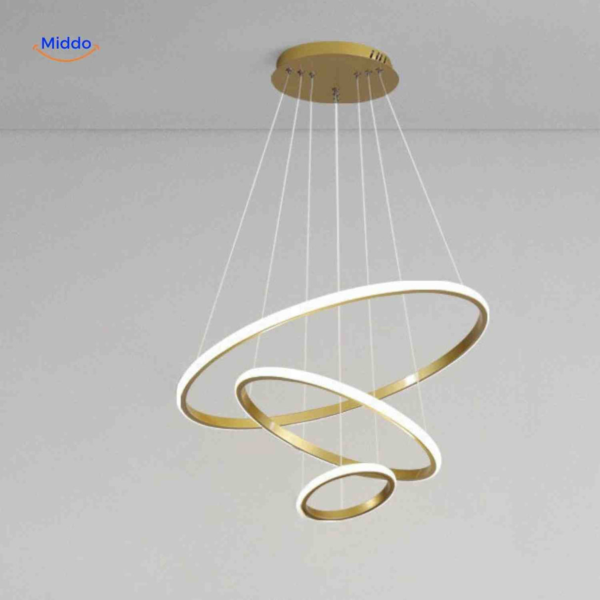 Ring-Kronleuchter Lamp in Gold – Moderne LED-Hängelampe mit drei Ringen | www.middo.de