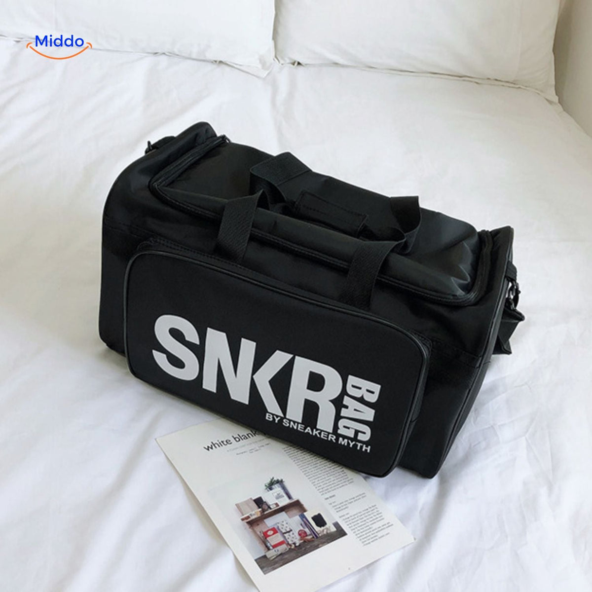 SNKRPro Tasche mit Text in detaillierter Ansicht