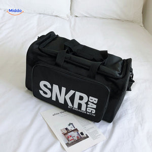 SNKRPro Tasche mit Text in detaillierter Ansicht