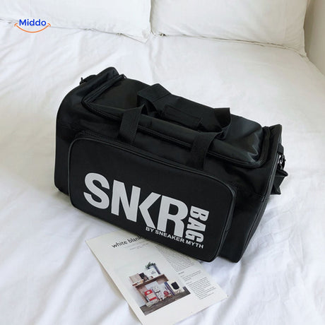 SNKRPro Tasche mit Text in detaillierter Ansicht