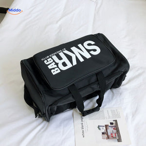SNKRPro Tasche schwarz mit subtiler Schrift