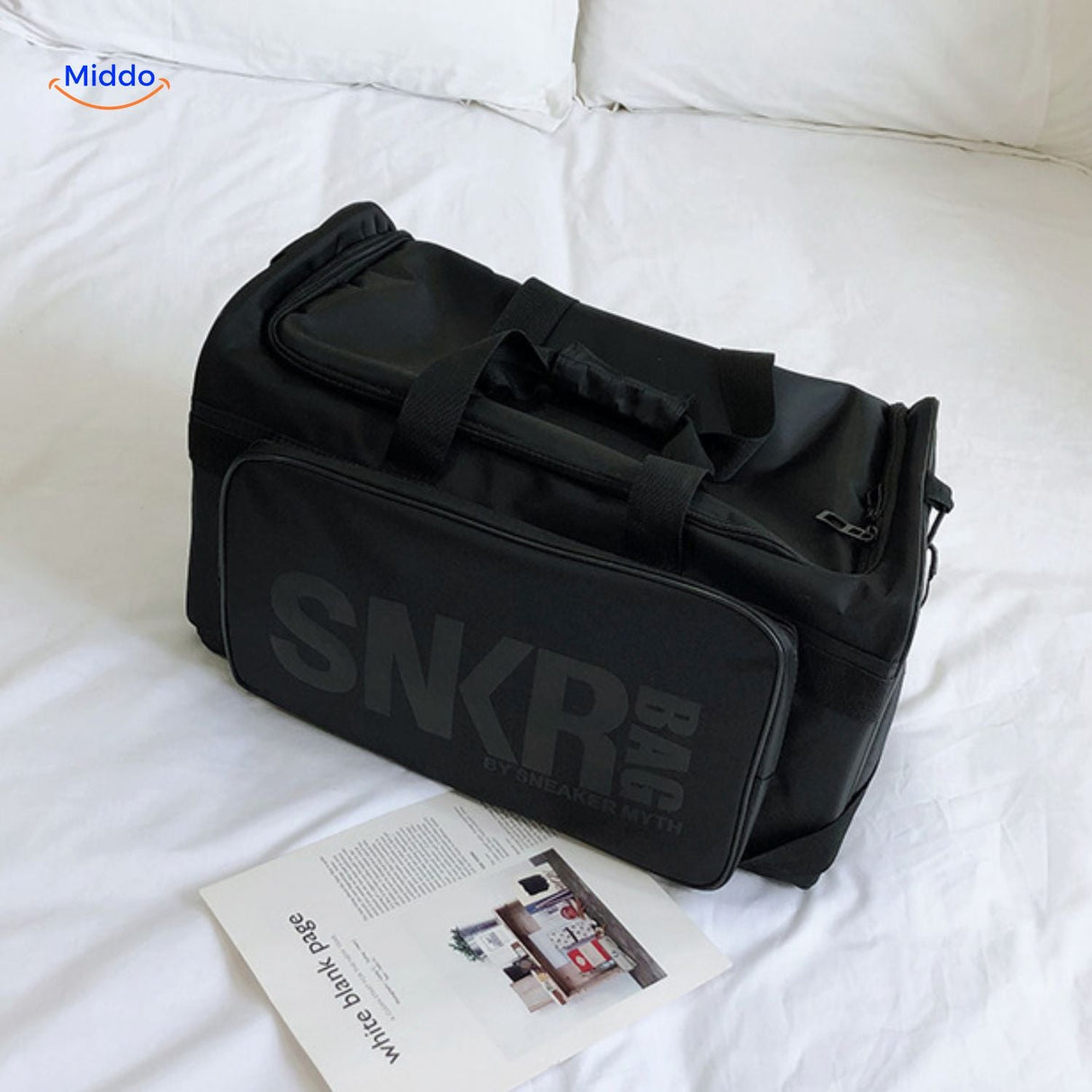 SNKRPro Tasche schwarz mit weißem Text und bedruckter Seite