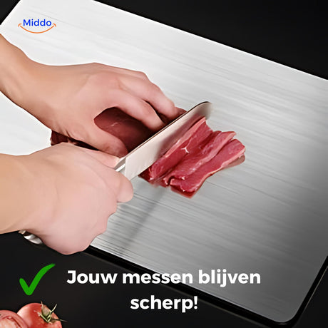 Messen bleiben scharf mit dem SafeCut Schneidebrett von