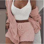 Rosa SheCutie 3-teiliges Comfy-Set, Top, Shorts und West.