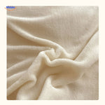 SnuggleBunny Plüsch-Set weich weiß Stoff Detail www.middo.de