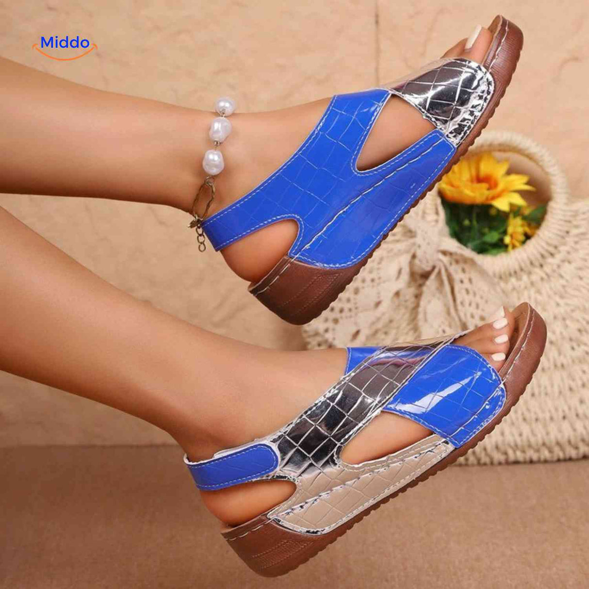 Soleva Sandalen glänzende Damen Sandalen mit Kreuzriemen