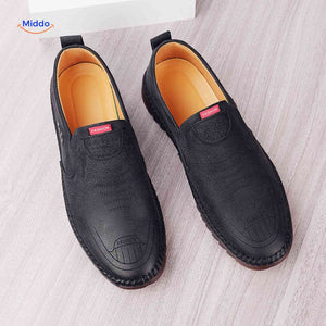 Solura Herren Loafers in Schwarz – Elegante Slip-On Schuhe für lässige Looks. Entdecken Sie jetzt die stilvollen Casual Fashion Schuhe auf www.middo.de!