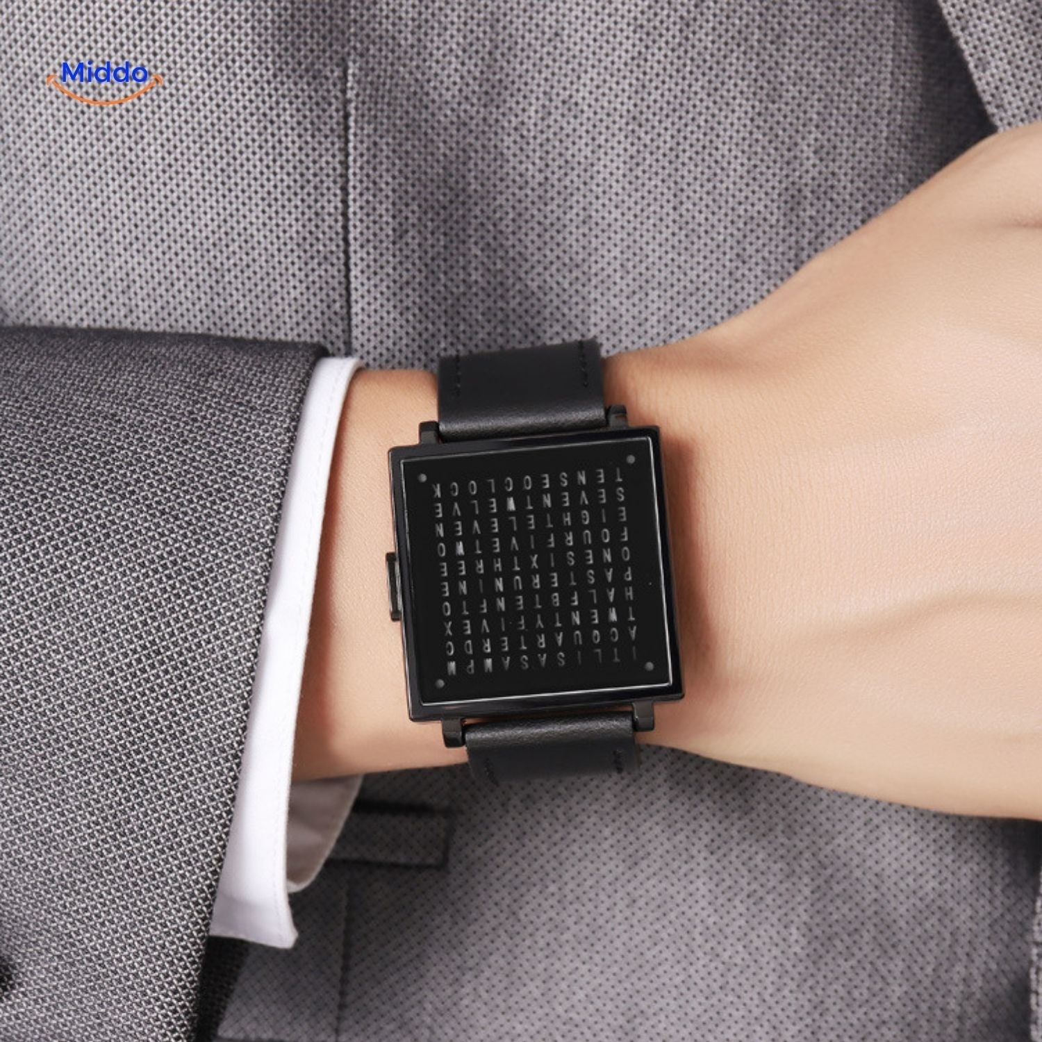TimeMyst Quadratische Uhr mit schwarzem Lederarmband klassisches Design www.middo.de