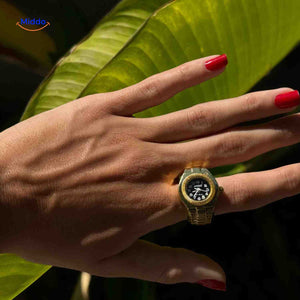 Zeitlose Eleganz: Timevera Damen-Ringuhr in Gold – Jetzt bei www.middo.de entdecken!