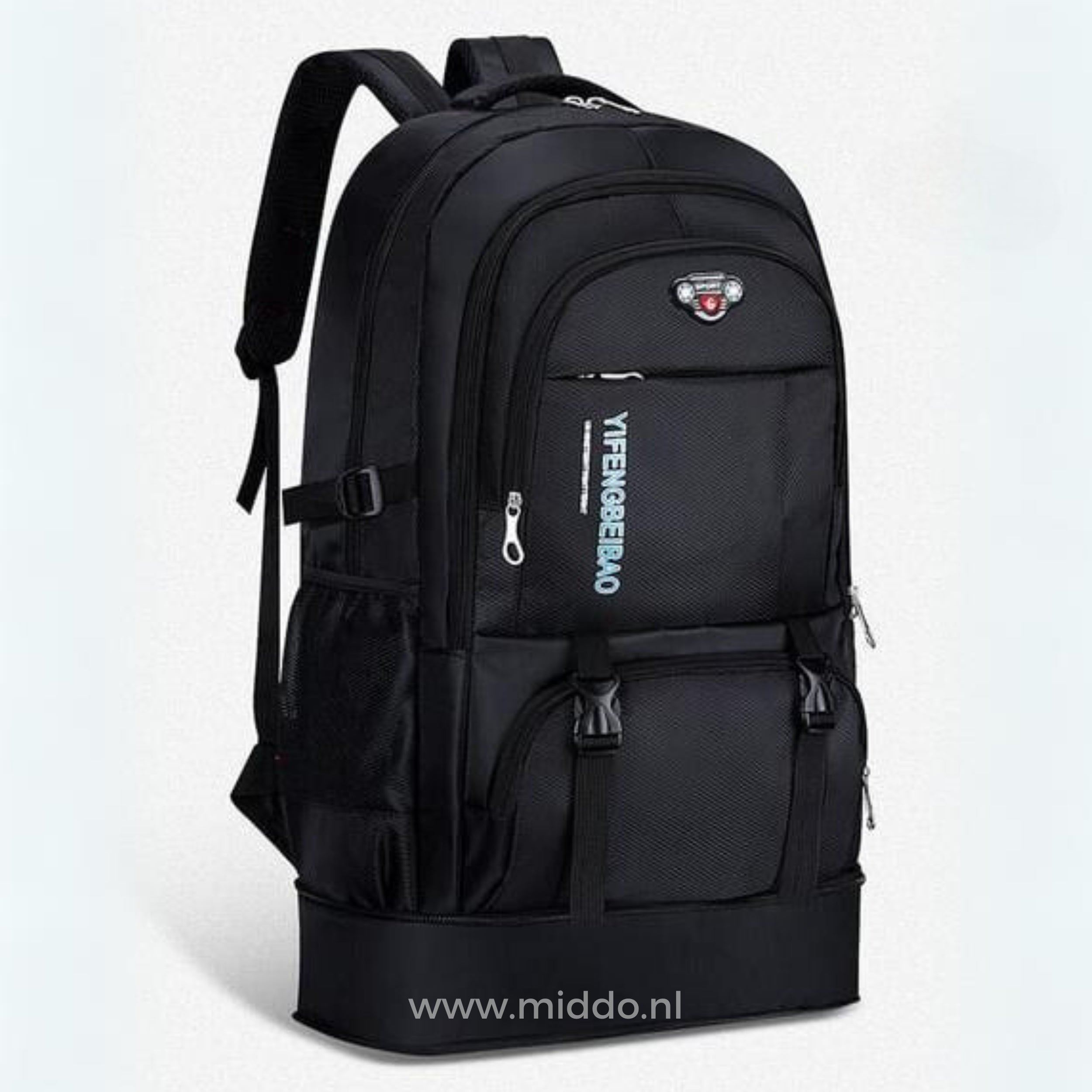Schwarzer VoyagePro Adventure Rucksack mit viel Stauraum.