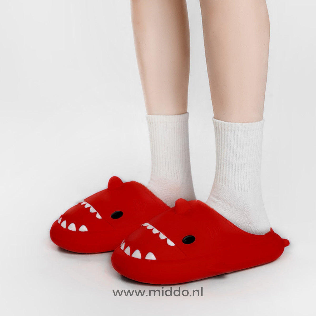 WintersSharkies rote Hausschuhe für Stil und Komfort