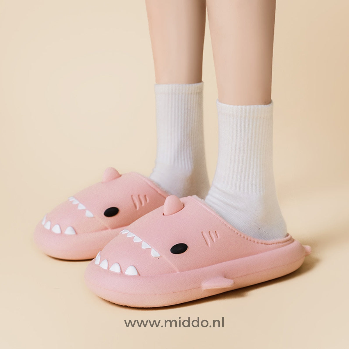 WintersSharkies rosa Hausschuhe mit Hai-Design