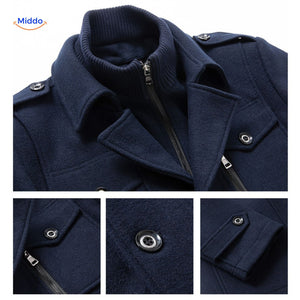 WoolGuard Doppelkragen Details Dunkelblaue Jacke