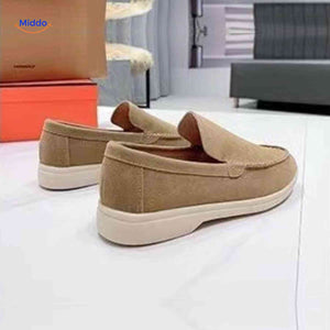 beckwin Loafers Sandfarben Wildleder Slipper mit cremefarbener Laufsohle