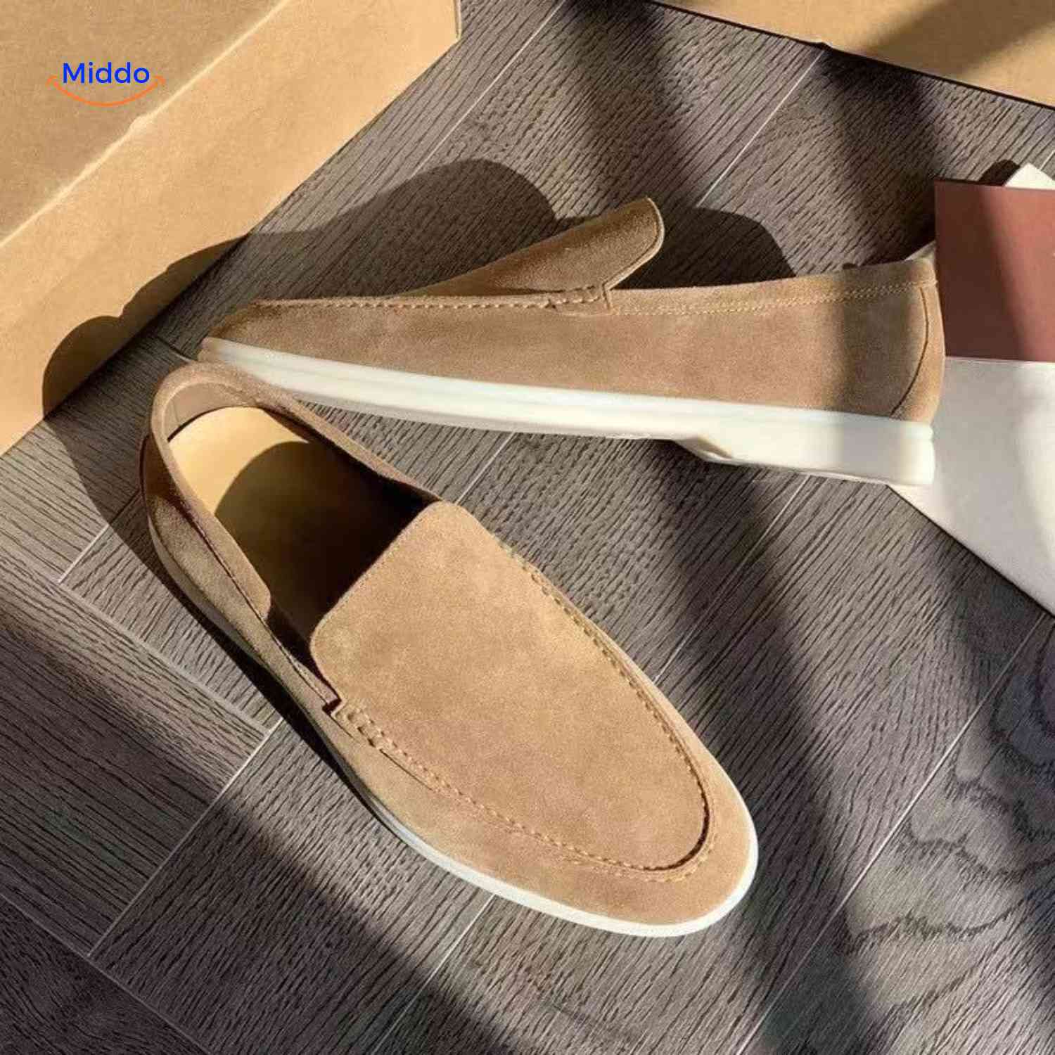 beckwin Loafers Sandfarbe Wildleder Slip-On mit Komfortsohle www.middo.nl