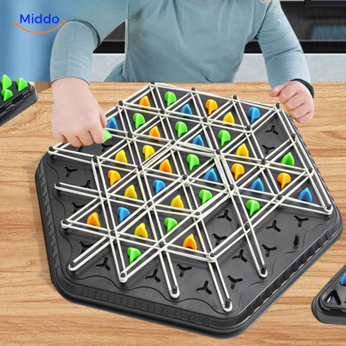 brainflex Schach interaktives Denkspiel mit elastischen und dreieckigen Teilen